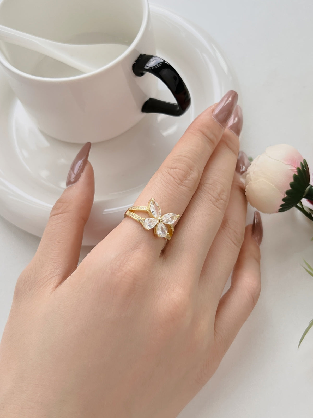 Floral Design Ring - Gold