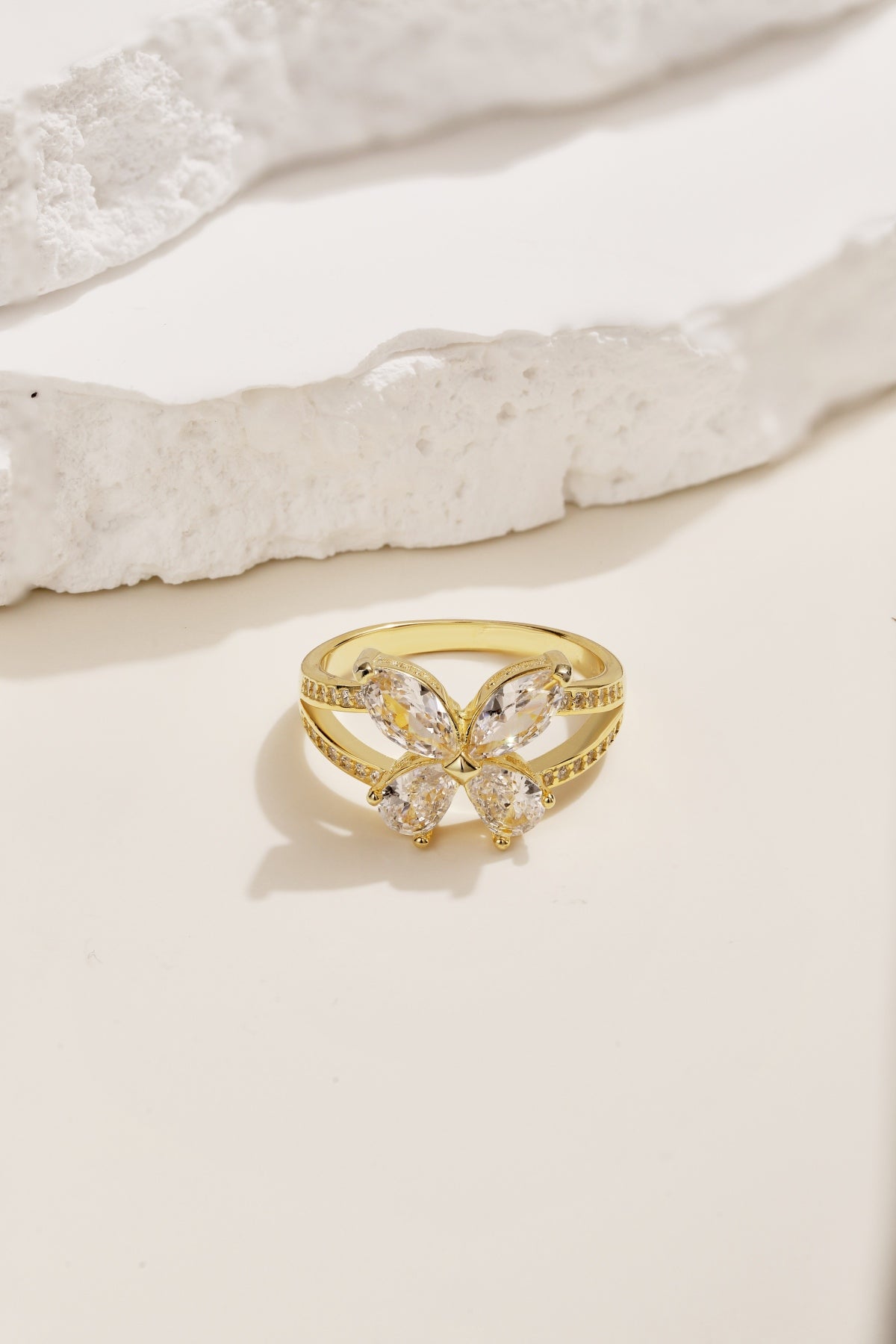 Floral Design Ring - Gold