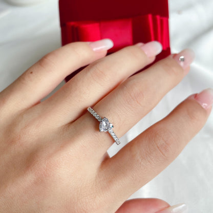 Classic Round Diamond Engagement Ring