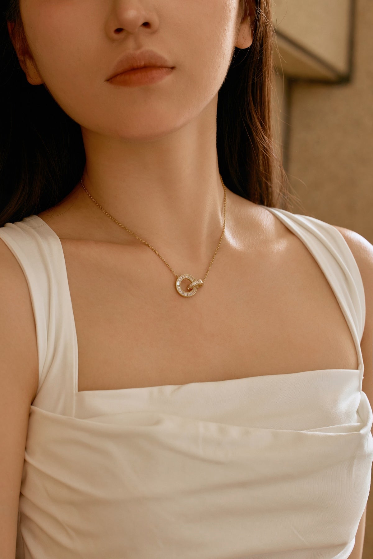 Gold Interlocking Circles Necklace