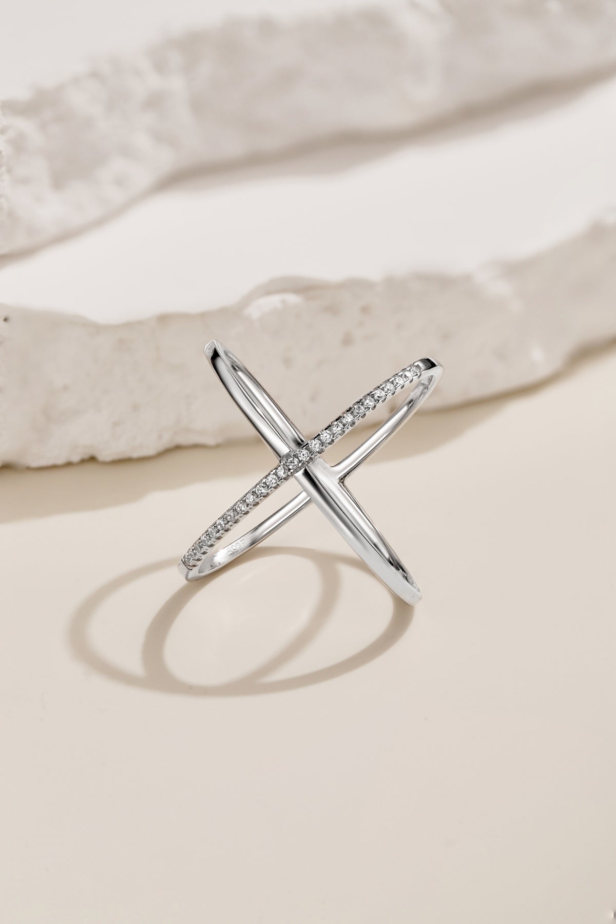 Criss-Cross Ring