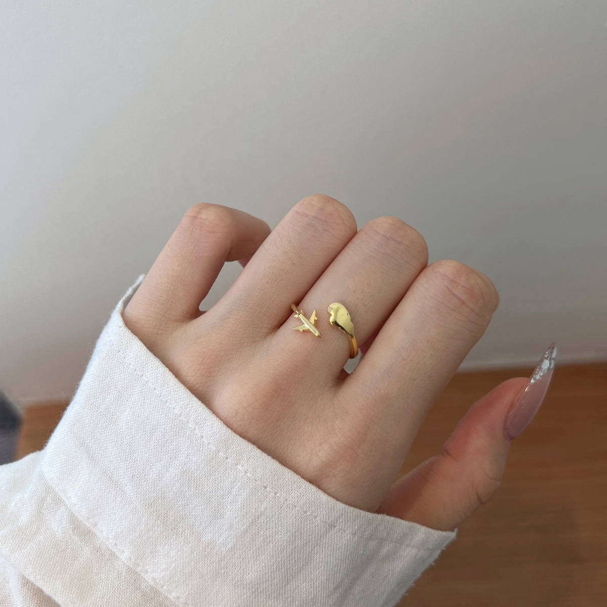 Gold-Tone Airplane Adjustable Ring