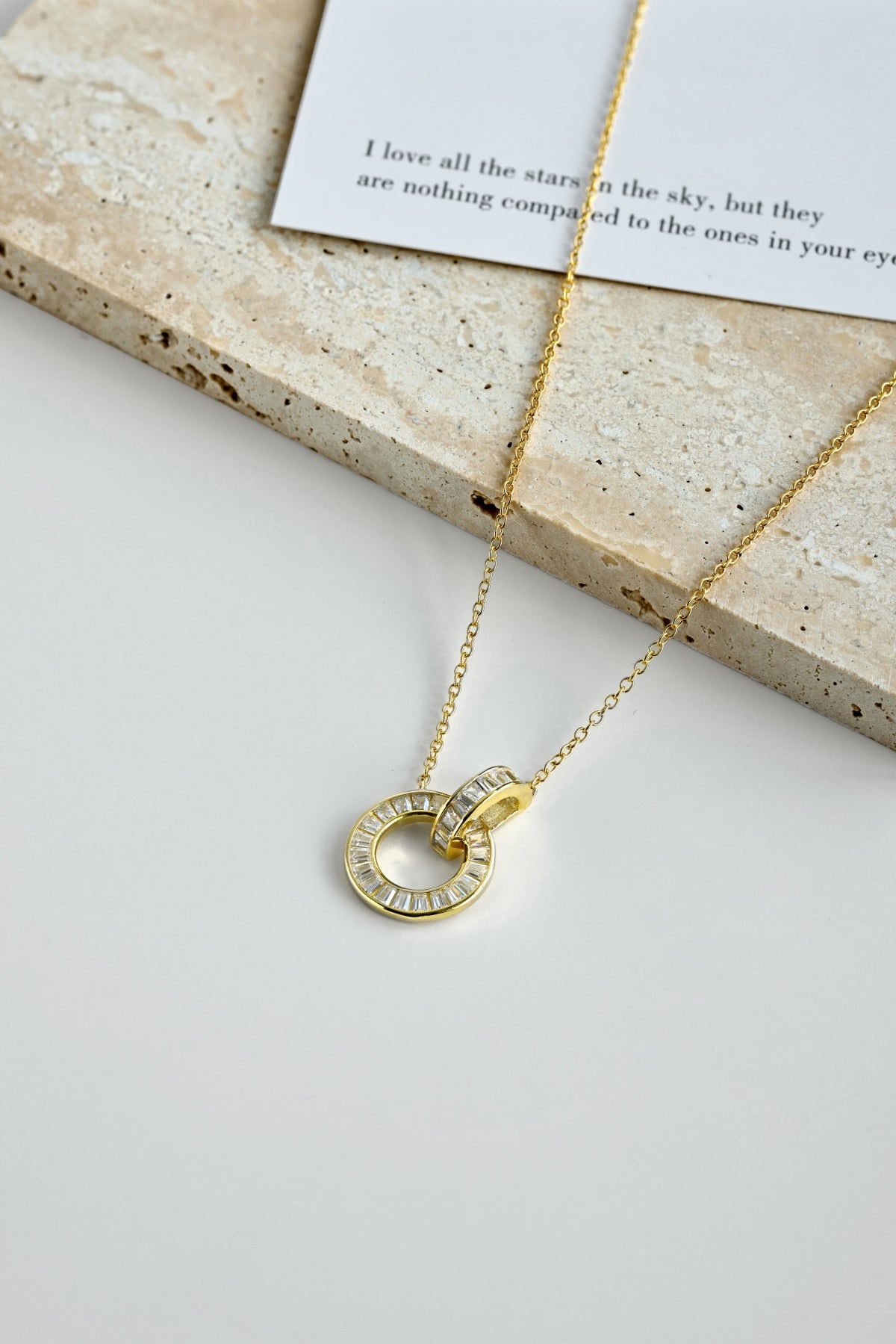 Gold Interlocking Circles Necklace